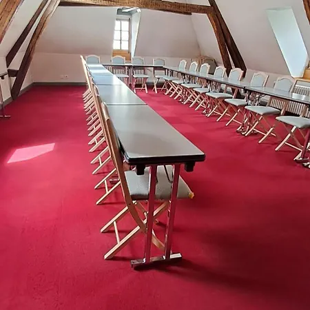 Particulier Des Canonniers 3*