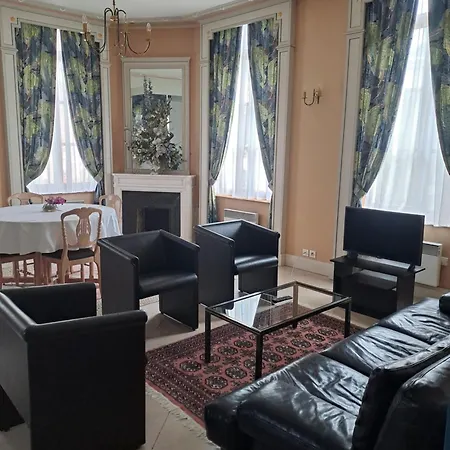 Particulier Des Canonniers 3* סן-קוונטן