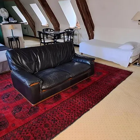 Particulier Des Canonniers סן-קוונטן